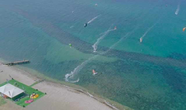 Torre Quetta, la barriera sottomarina dell'amianto: �Crea l'onda perfetta per il surf�